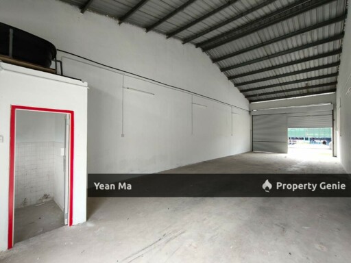 1st Storey Shop Jalan Kamunting Bukit Beruntung Rawang For Rent