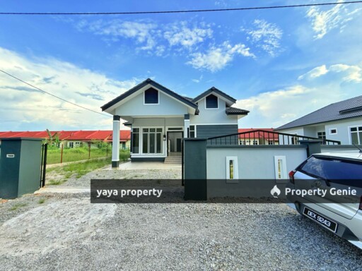 FOR SALE :KG CHAWAS TANAH MERAH KELANTAN