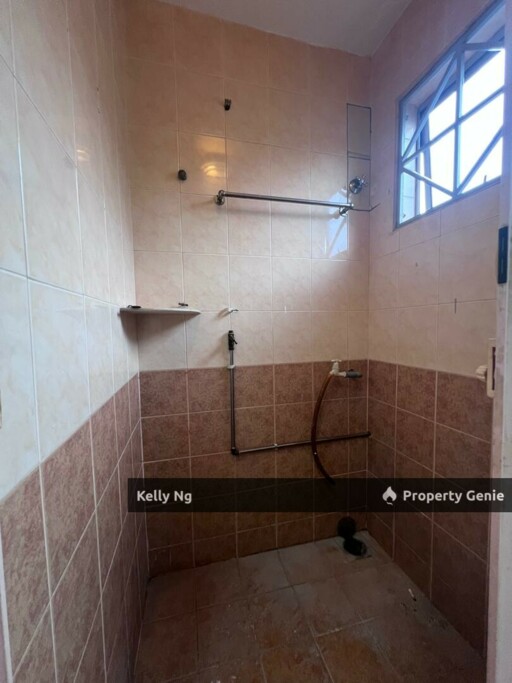 Double Sty Corner Renovated House At Bukit Tinggi Klang For Sale & Rent