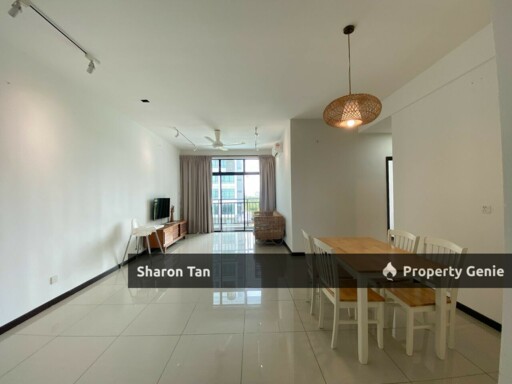 Hot Area Molek Regency 2 Parking 2 Bedroom Golf & Pool View Bath Tub