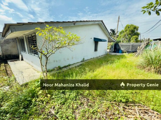 Corner Lot 1 Storey Terrace Taman Sri Nanding,  Hulu Langat Selangor