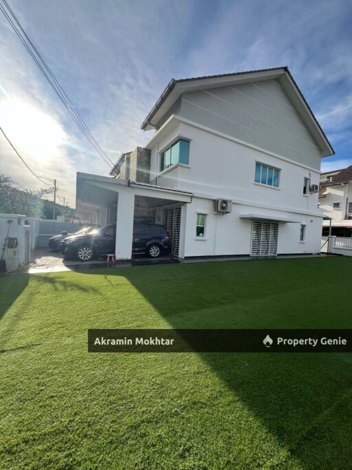 Freehold, Renovated & Partially Furnished | Double Storey Corner Taman Salak Perdana Salak Tinggi Sepang