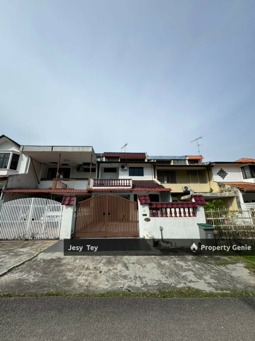 Taman Tasek Double Storey House for Rent (Preferred Chinese)