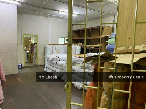 Ipoh Town 二奶巷 2 Storey End Lot Shop for Sale 20x100 For Sale, Freehold