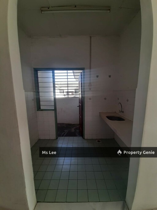 Pangsapuri Las Palmas-Bandar Country Homes-RAWANG-Blok Rumbia Tkt 4-Ready 15/7 or 31/7