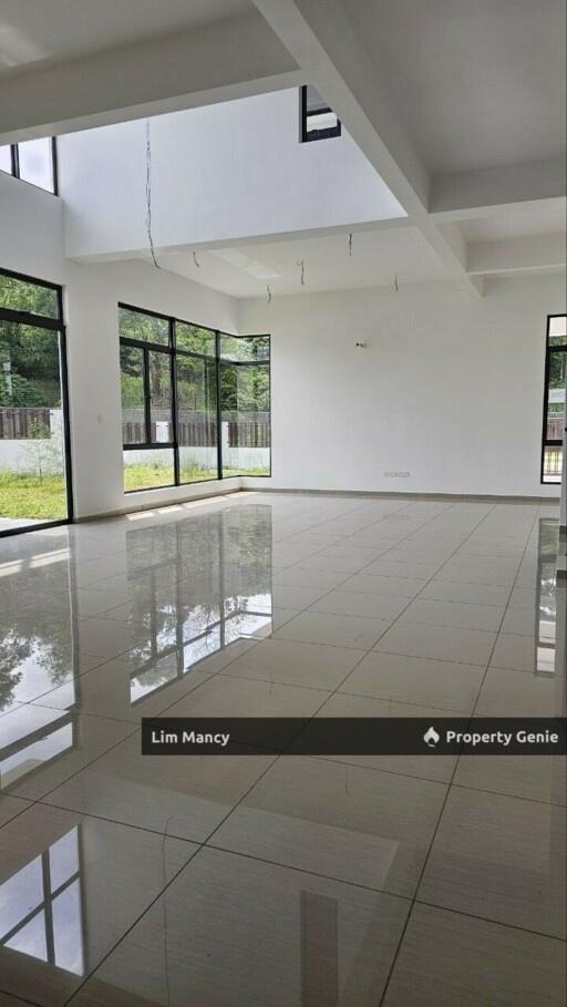 Horizon Hills @Kingswood Three Storey Cluster Corner