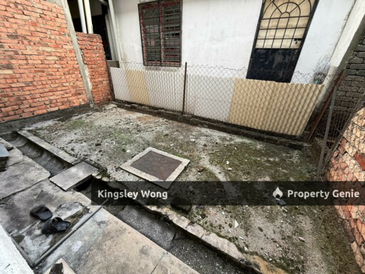 Klebang Jaya Double Storey Terrace House Move In Condition Empty Land at Back 5 min to Mall Schools