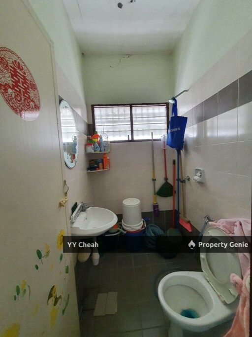 Station 18 Pengkalan Ipoh 2 Storey Nice Terrace For Sale