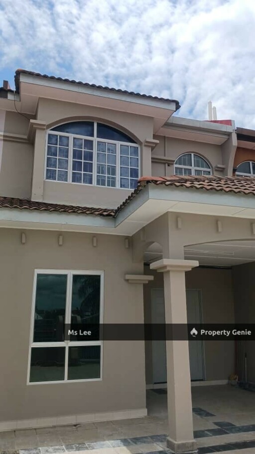 Bandar Puteri @ Klang - Renovated 2 Storey House - Sale Below Bank Value Rm201k