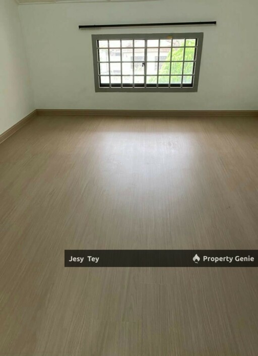 Taman Molek 1.5 Storey Corner Terrace House Rent