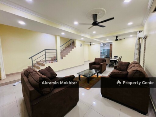 IFRERHOLD, CORNER UNIT & FULLY FIRNISHED | 3 Storey Terrace Taman Universiti, Bangi