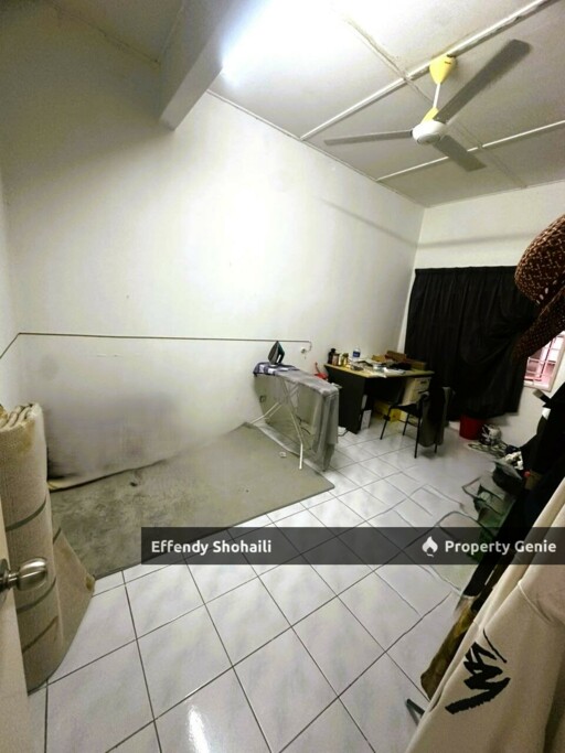 UKAY PERDANA END LOT TERRACE