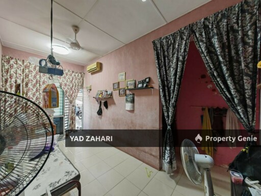 Kampung Lombong, Shah Alam | 1-Storey Terrace 3 Bedrooms | RM339K - Extended Kitchen and Malay Reserve