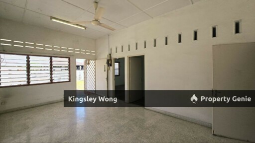 Taman Wah Keong Simee Freehold Single Storey Semi-D Facing South Big Side Land Near canning garden Stadium