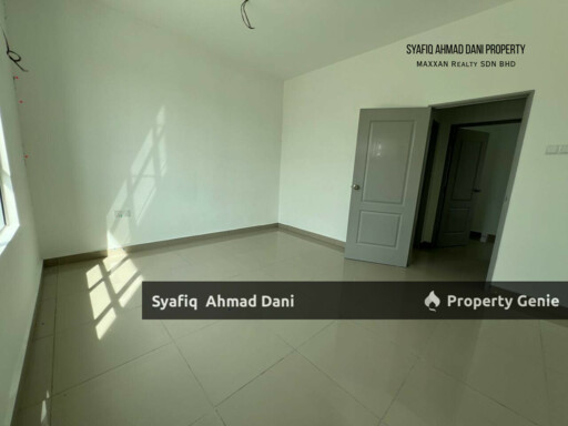 Double Storey Taman Bakti YNS PD with Extra Land