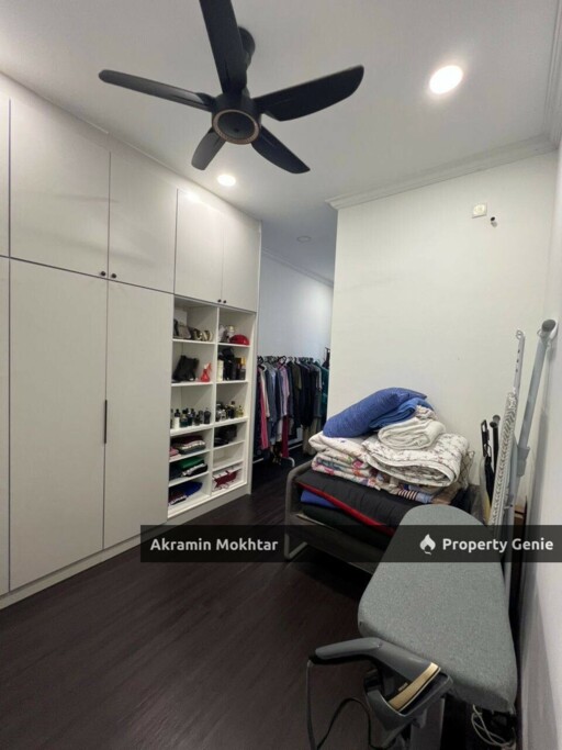 RENOVATED & PARTIALLY FURNISHED | 2 Storey Terrace Taman M Aruna, Saujana Rawang