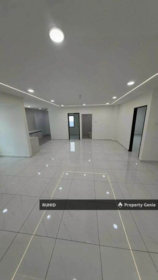 Non-Bumi Freehold Semi-D House at Taman Skudai Baru