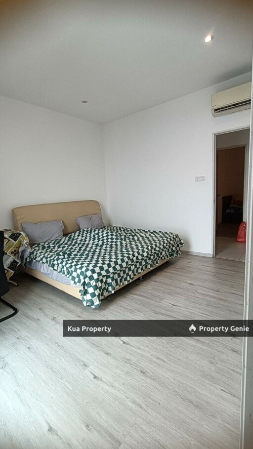 Royal Richmond Gold Apartment For Rent! at Richmond Hill