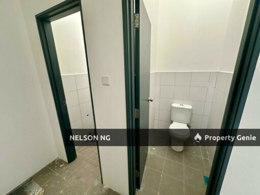 S2 Ikon @ Centrio Brand New Shop Office End lot For rent