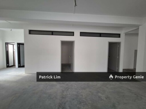 Taman Megah Bukit Beruang ShopLot🔥For Sale🔥