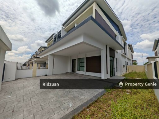 Double Storey Cluster @ Honeydale Residence Taman Impian Emas