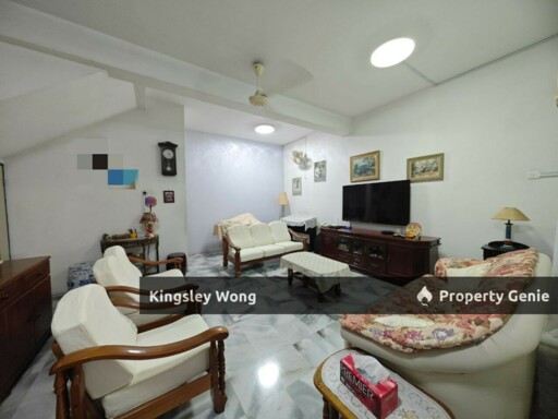 Silibin,First Garden Double Storey Terrace House Renovated