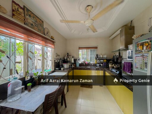 [For Sale] Double Storey Corner Lot, Lestari Perdana 8, Seri Kembangan | 6R3B | RM800,000