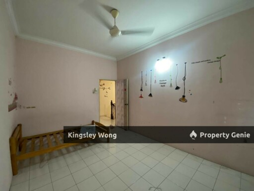 Taman Anda, Tasek Double Storey Terrace House Center Point Between Bercham Tasek
