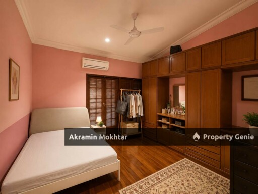 FREEHOLD & PARTIALLY FURNISHED | KG TUNKU SS1 PETALING JAYA – DOUBLE-STOREY BUNGALOW