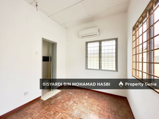 RENOVATED EXTENDED KITCHEN END LOT DOUBLE STOREY SAUJANA UTAMA 1, SUNGAI BULOH.