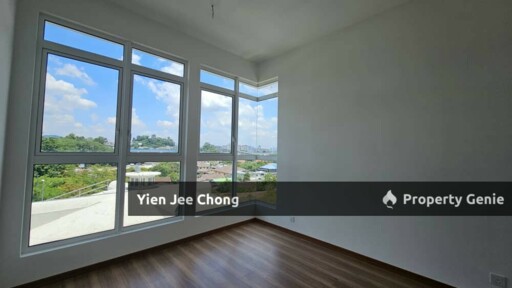 3 Storey Semi D House  For Sale