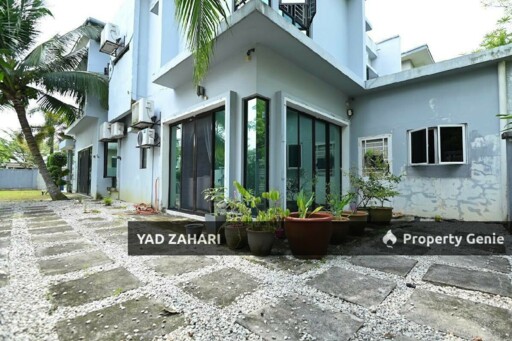 Cahaya SPK, Shah Alam | 2-Storey Semi-D 5 Bedrooms | RM1.6M - Huge Land and Fully Furnished
