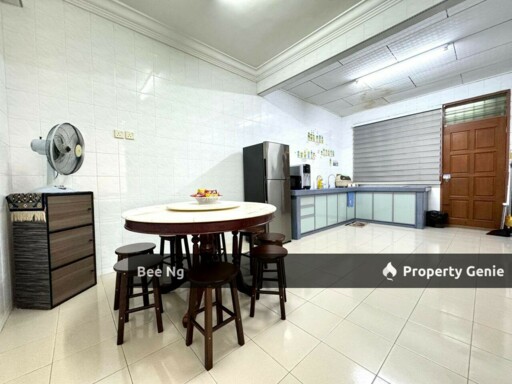 Taman Bukit Kempas/Double Storey Terrace Extra Large/Cheapest