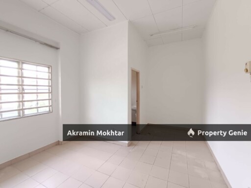 Double Storey Terrace (Intermediate), Kota Puteri, Rawang