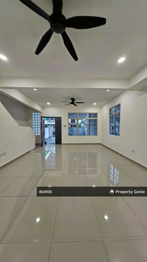 [END LOT] Fully Renovated Double Storey Terrace House | Freehold | 4R4B | Taman Universiti Skudai