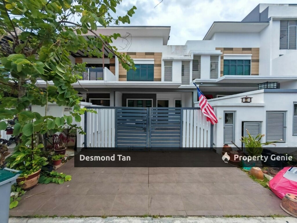 2 Storey Broadhill Forest Height, Hermoso, Arden Hill, Seremban (Renovated with Kitchen Cabinets & Parcel Ceiling)