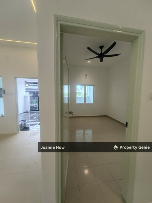 Freehold Single Storey Terrace Taman Bukit Senjuang For Sale
