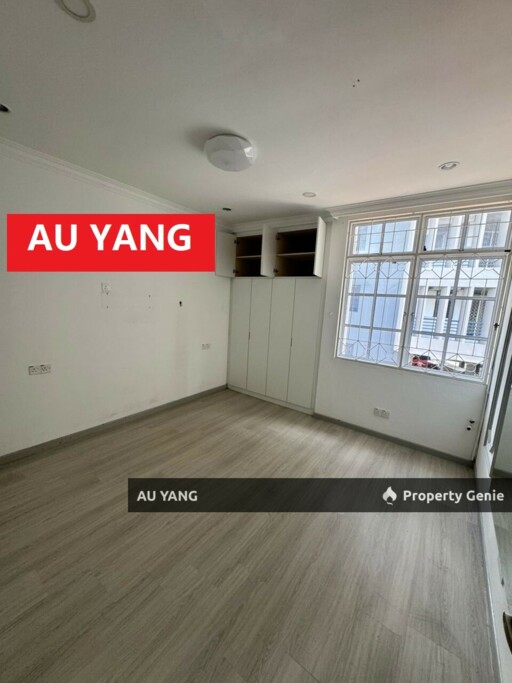 2.5 Storeys Shoplot for Rent at Jalan Kelawai George Town Pulau Pinang