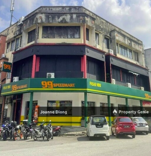 Shah Alam TTDI 3 Storey Corner Shop