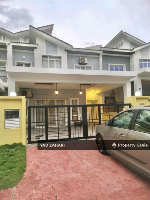 D'Kayangan, Shah Alam | 2-Storey Superlink 5+1 Bedrooms | RM1.25M - Renovated and Non Bumi Lot