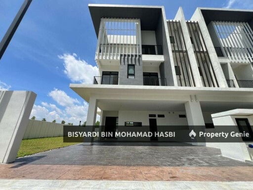CORNER LOT 3 STOREY VILLA TERRACE HOUSE, ALSTONIA HILLTOP HOMES @ BUKIT RAHMAN PUTRA, SUNGAI BULOH .