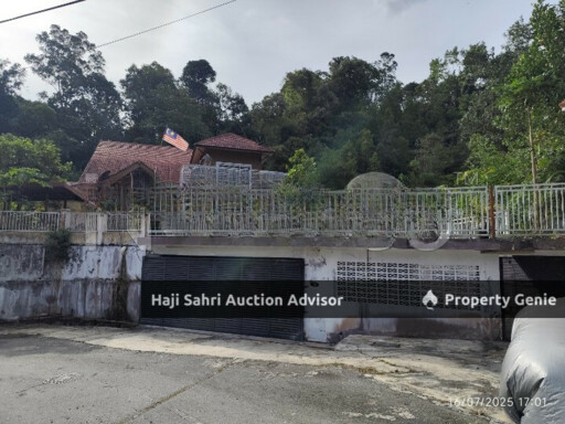 2 Storey Detached House, Renovated Freehold RM67 psf AddressJalan Bukit Templer, Taman Bukit Templer, 48000 Rawang, Selangor  Land Area  Approx. 30,580 sq.ft  Reserve Price  RM 2,530,000 RM2,070,000