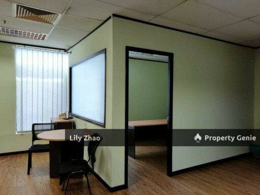 Office with 5 Rooms for Rent, 2,311 Sq ft, 8th Floor Centre Point Shopping Mall, Prime Area, Kota Kinabalu City, Sabah