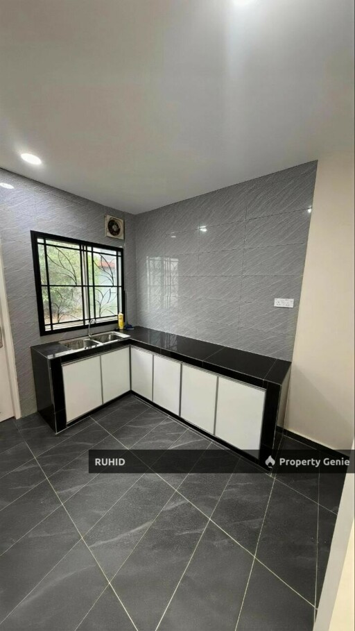 Freehold Endlot Double Storey Terrace For Sale @ Taman Muhibbah Saleng Senai | Fully Renovated