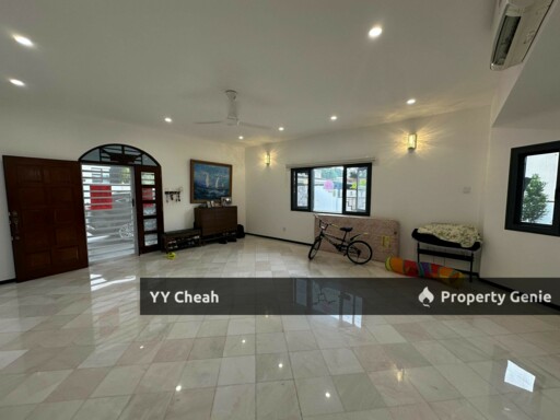 Taman Chateau, ipoh town area bungalow for sale, furnished and renovated, peaceful, over 10k sq ft