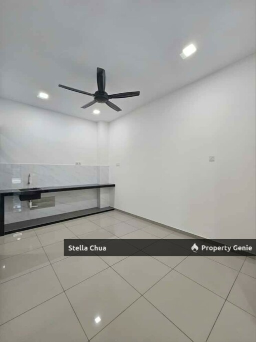 🏡Cluster House for RENT 📍Jalan Austin Duta 3/x