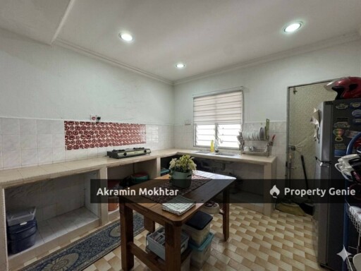 Freehold, Renovated &  End Lot | Single Storey Terrace @Taman Wira/ Taman Orkid | Meru, Klang