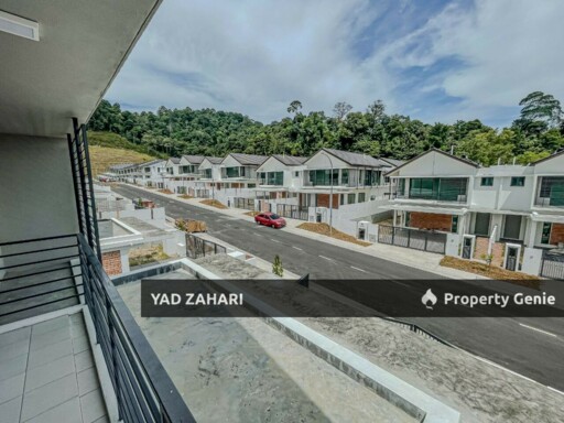 GreenHill Park, Seksyen U10 Shah Alam | 2-Storey Semi-D 5 Bedrooms | RM890K - Gated Guarded & Well Maintained