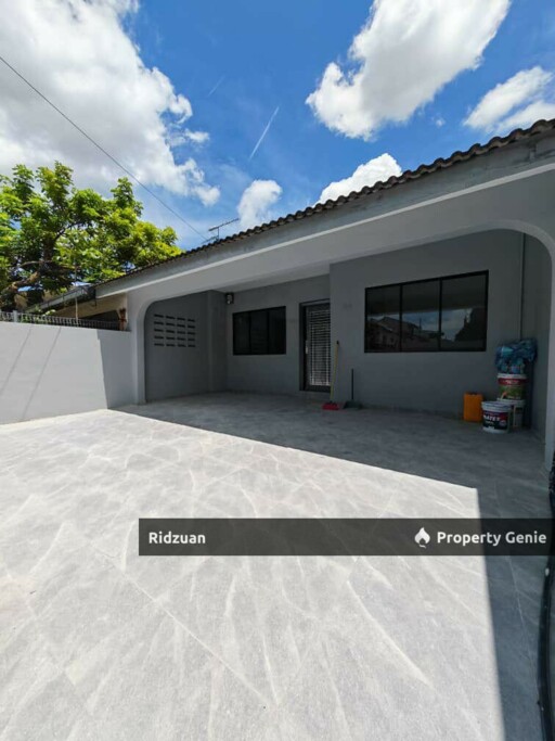 Single Storey Fully Renovated