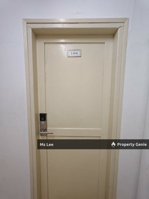 Room 106 RM 650 @ 2 Storey Shop Hotel,Chow Kit -near LRT/HKL/IJN -Ready Now